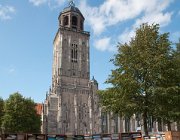 Deventer boekenmarkt  (c) Henk Melenhorst : Deventer, Deventer boekenmarkt, Deventer toren, Grote Kerkhof